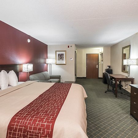 Red Roof Inn Hartford- New Britain Eksteriør bilde