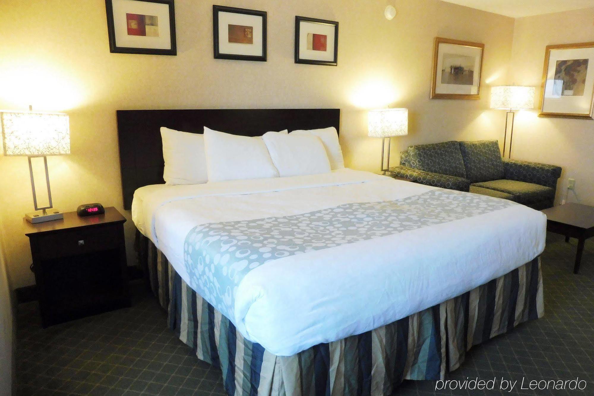 Red Roof Inn Hartford- New Britain Eksteriør bilde